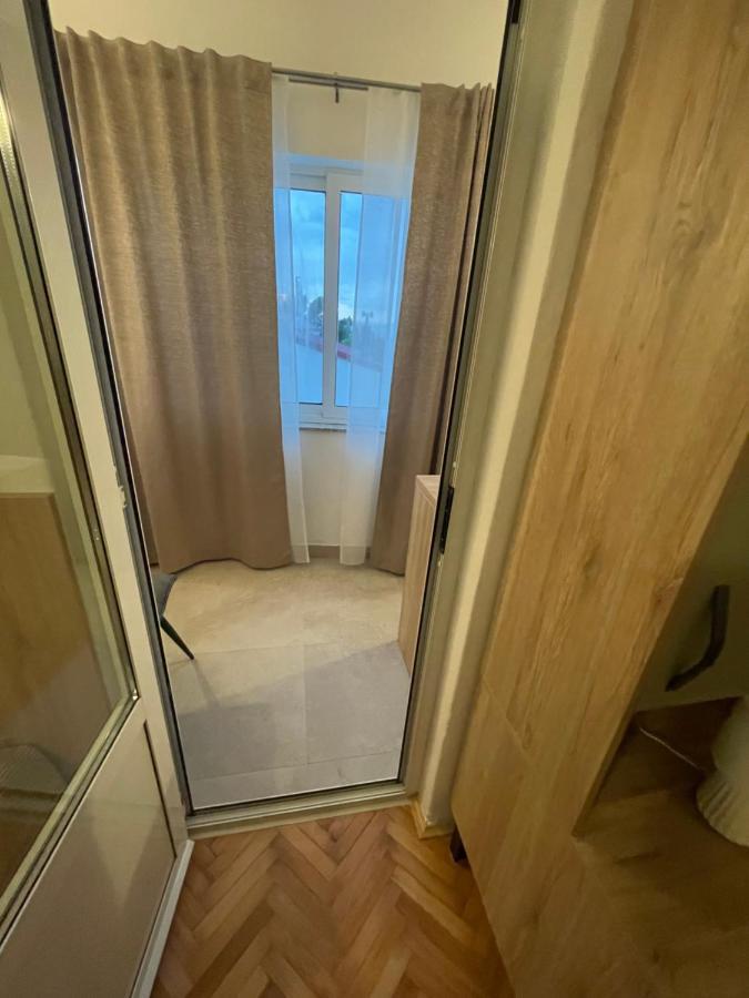 Diana Rooms And Apartments Starigrad Paklenica Ngoại thất bức ảnh