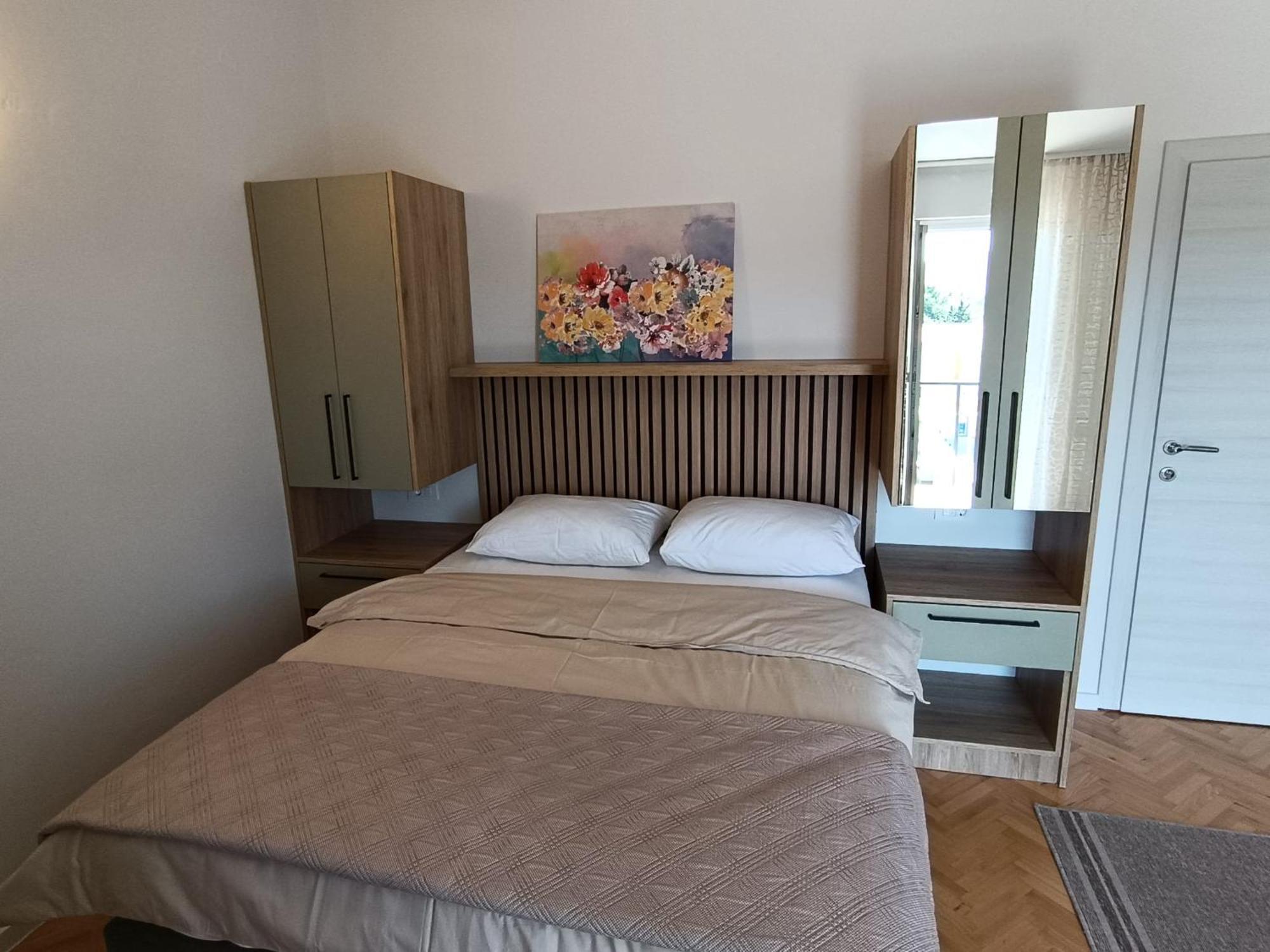 Diana Rooms And Apartments Starigrad Paklenica Ngoại thất bức ảnh