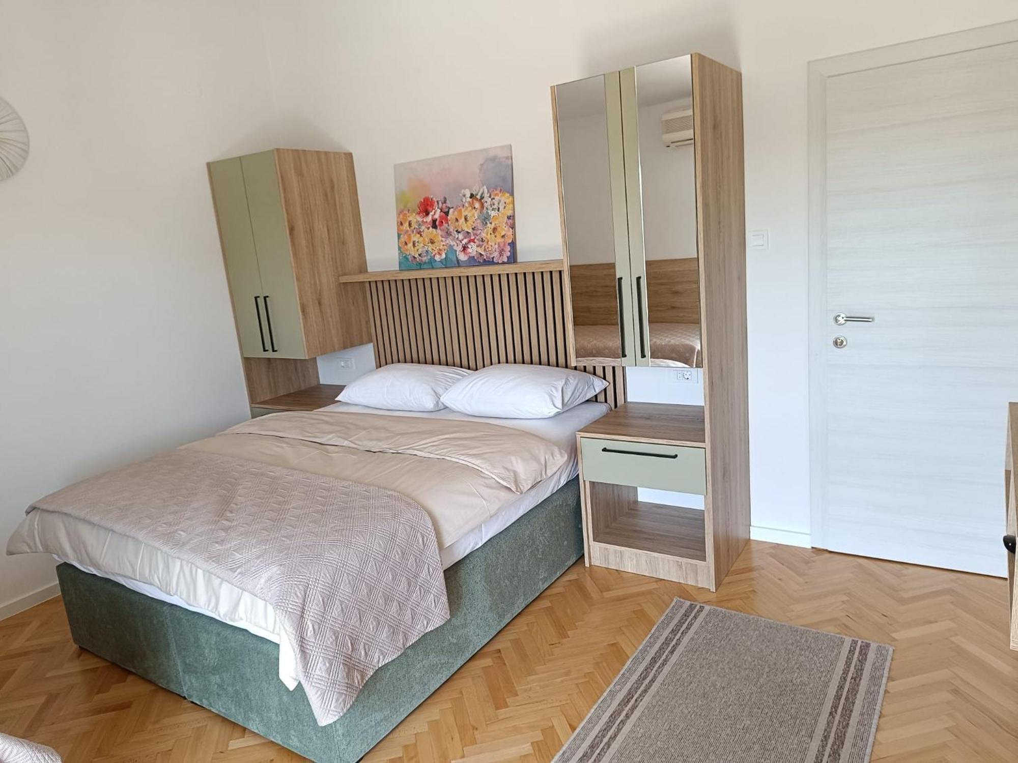 Diana Rooms And Apartments Starigrad Paklenica Phòng bức ảnh