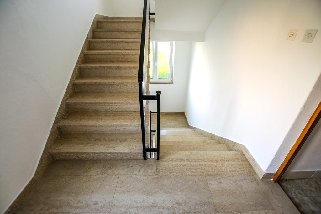 Diana Rooms And Apartments Starigrad Paklenica Ngoại thất bức ảnh